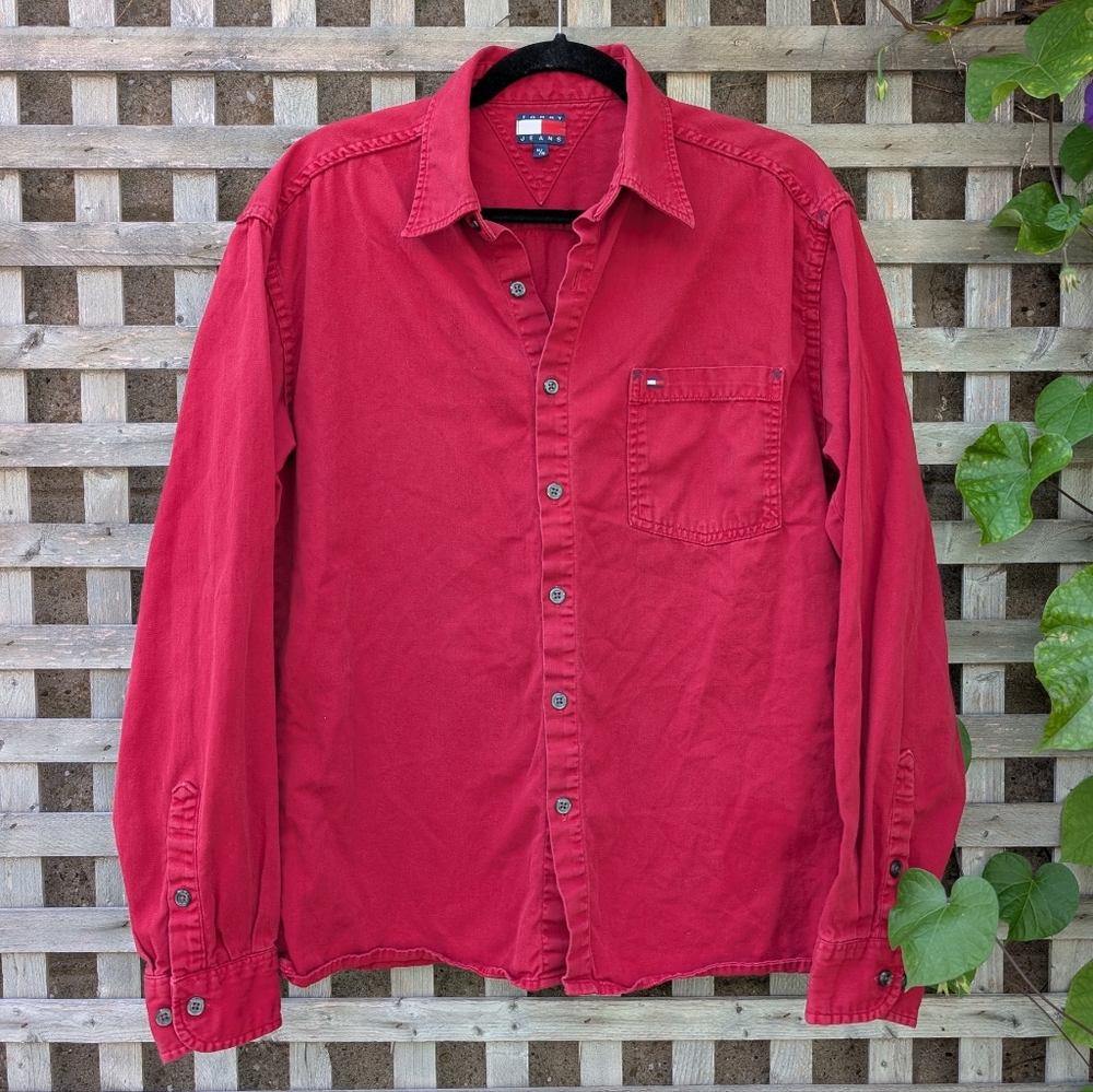 Vintage Tommy Hilfiger Men's Medium Shirt Casual Button Down Collared Classic